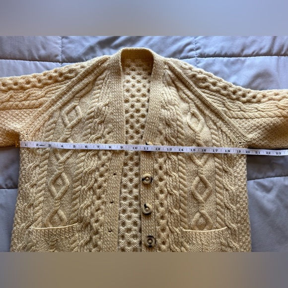 Wool VTG Cream Color Cardigan Handmade From Ireland With Buttons and Pockets - Picture 4 of 5